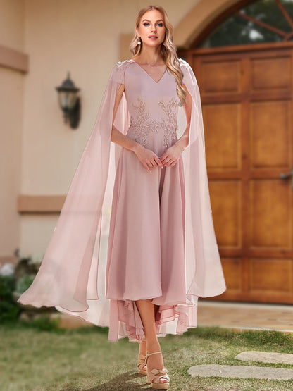 Robe de Mère de la Mariée En Mousseline de Soie Coupe A-Line/Princess Col En V Manches Courtes avec Appliques