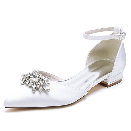 Chaussures de Mariage à Talon Plat et Bout Fermé En Satin de Soie pour Femmes avec Bride à la Cheville et Strass