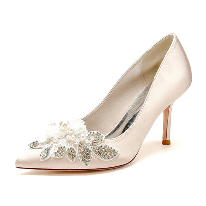 Chaussures de Soirée à Talon Aiguille et Bout Fermé En Satin de Soie pour Femmes avec Strass et Fleurs