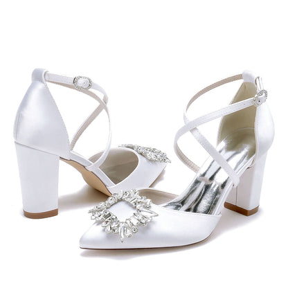 Chaussures de Mariage à Talon Épais et Bout Fermé En Satin de Soie pour Femmes avec Bride à la Cheville et Strass