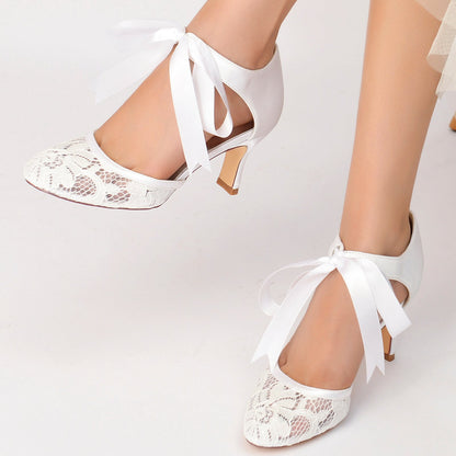 Chaussures de Mariage à Talon Bobine En Satin de Soie et Dentelle pour Femmes avec Bride à la Cheville et Bout Fermé