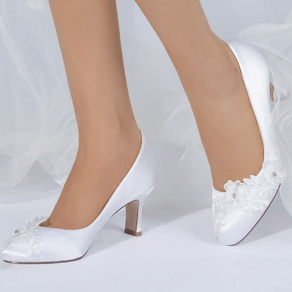 Chaussures de Soirée à Talon Bobine et Bout Fermé En Satin de Soie pour Femmes avec Fleur